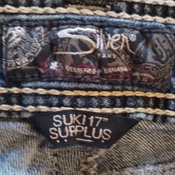 Silver Jeans 17" Suki Surplus Embroidered Flap Pockets 26/29 Women's Denim Jean - Picture 4 of 16